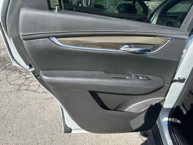 Used 2017 Cadillac XT5 Platinum w/ Driver Assist Package AWD/4WD image 20