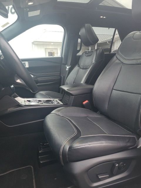 Used 2021 Ford Explorer ST w/ ST Street Pack image 15