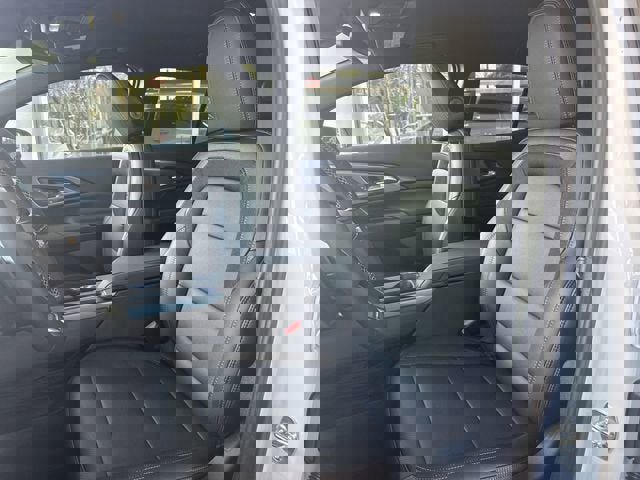 New 2026 Chevrolet Equinox EV LT image 30