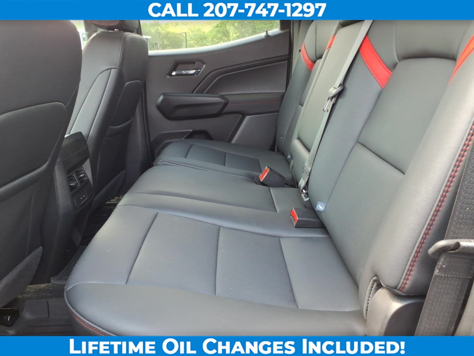 Used 2026 Chevrolet Colorado Z71 w/ Technology Package AWD/4WD image 14