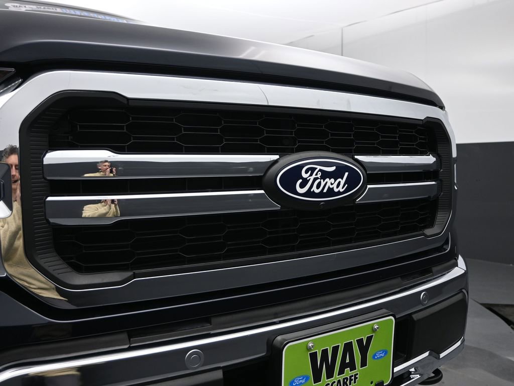 New 2025 Ford F150 Lariat w/ Equipment Group 502A High image 15