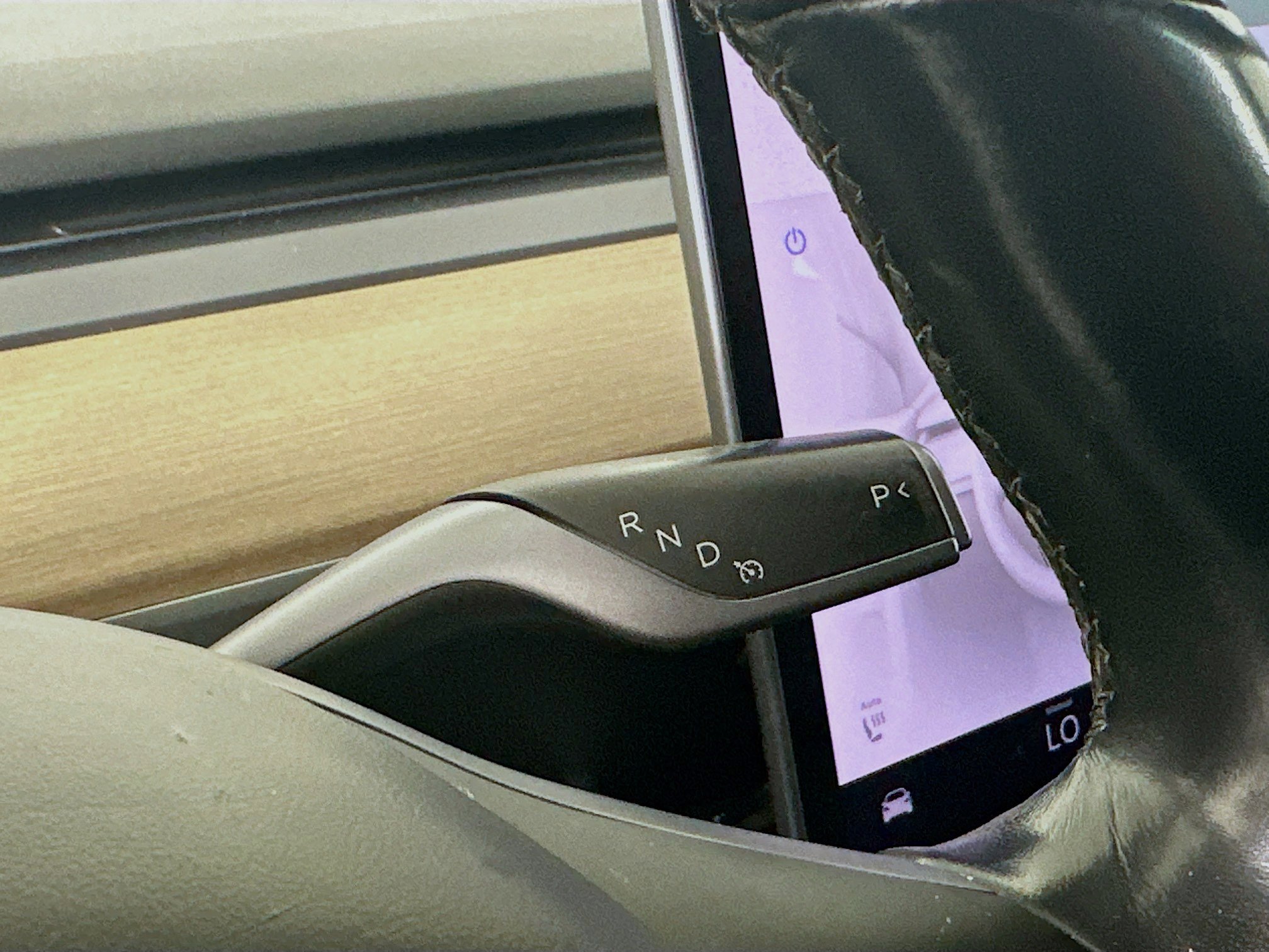 Used 2018 Tesla Model 3 Mid Range image 24