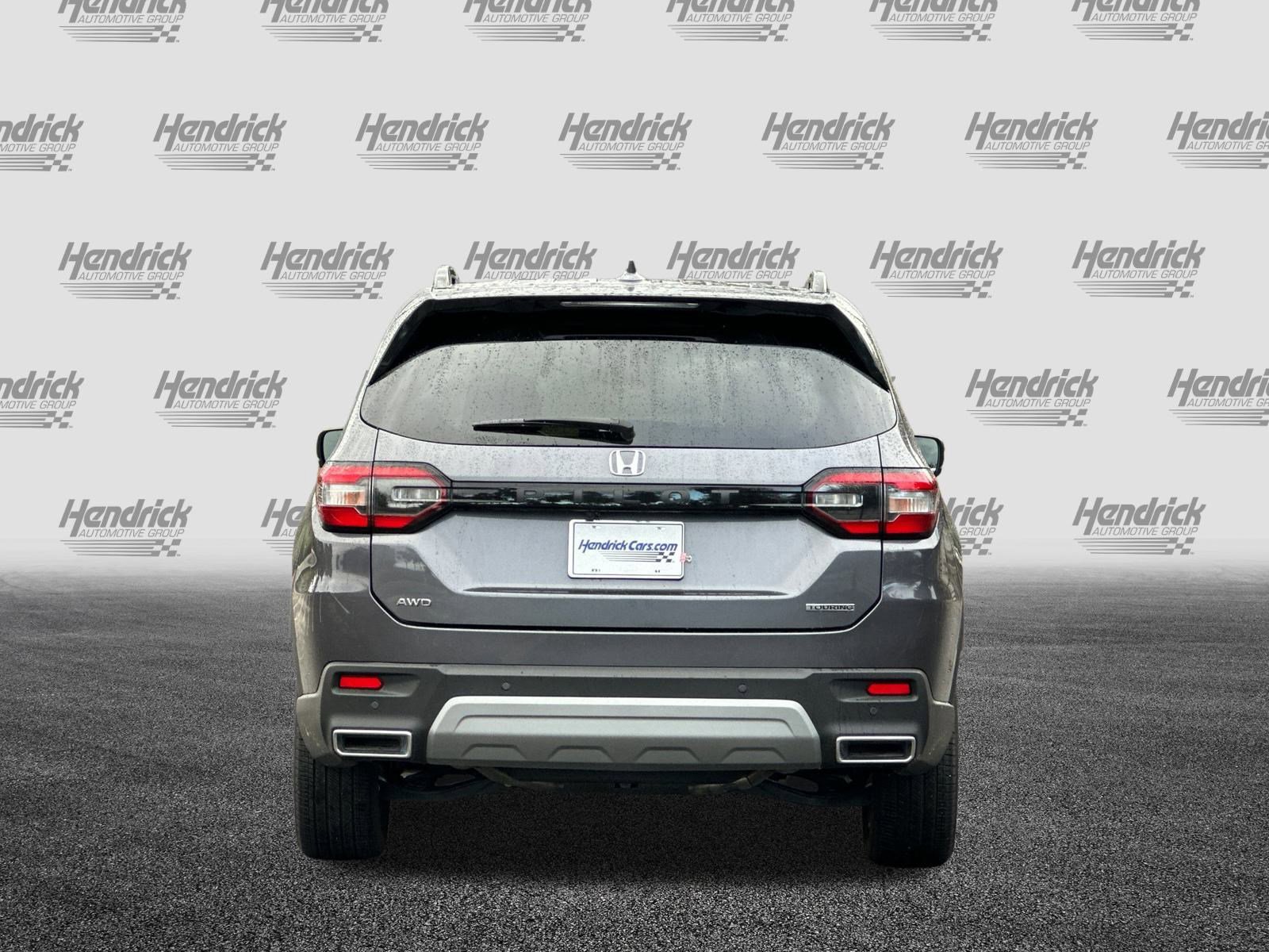 Used 2024 Honda Pilot Touring image 6