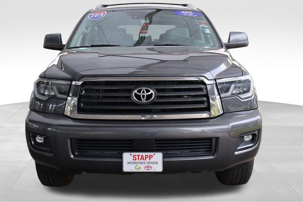 Used 2019 Toyota Sequoia SR5 AWD/4WD image 9