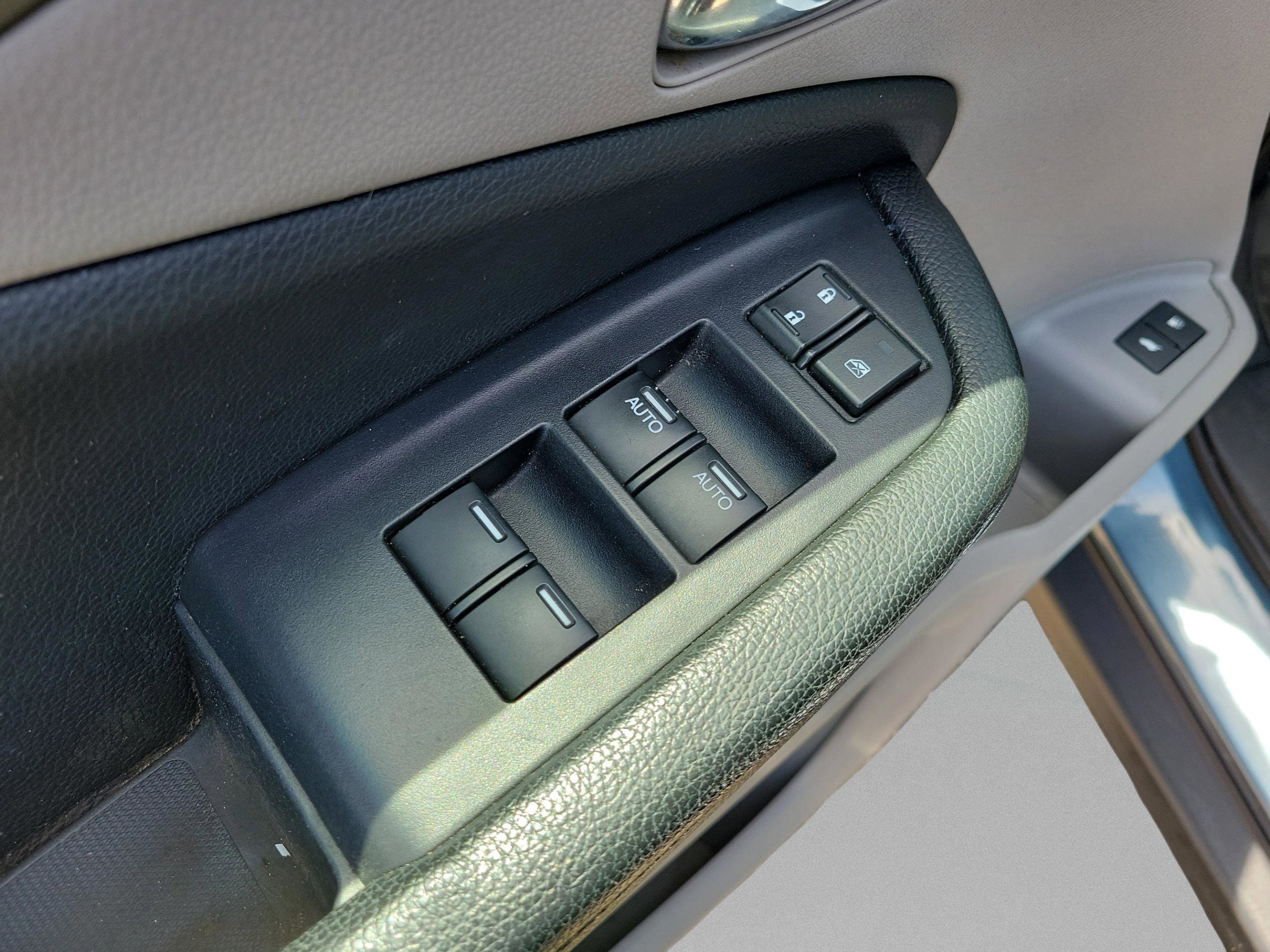 Used 2018 Honda Pilot EX-L image 23