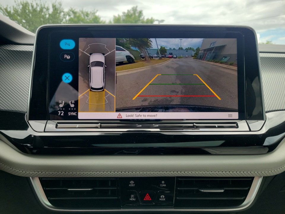 New 2025 Volkswagen Atlas Cross Sport SEL Premium R-Line image 19