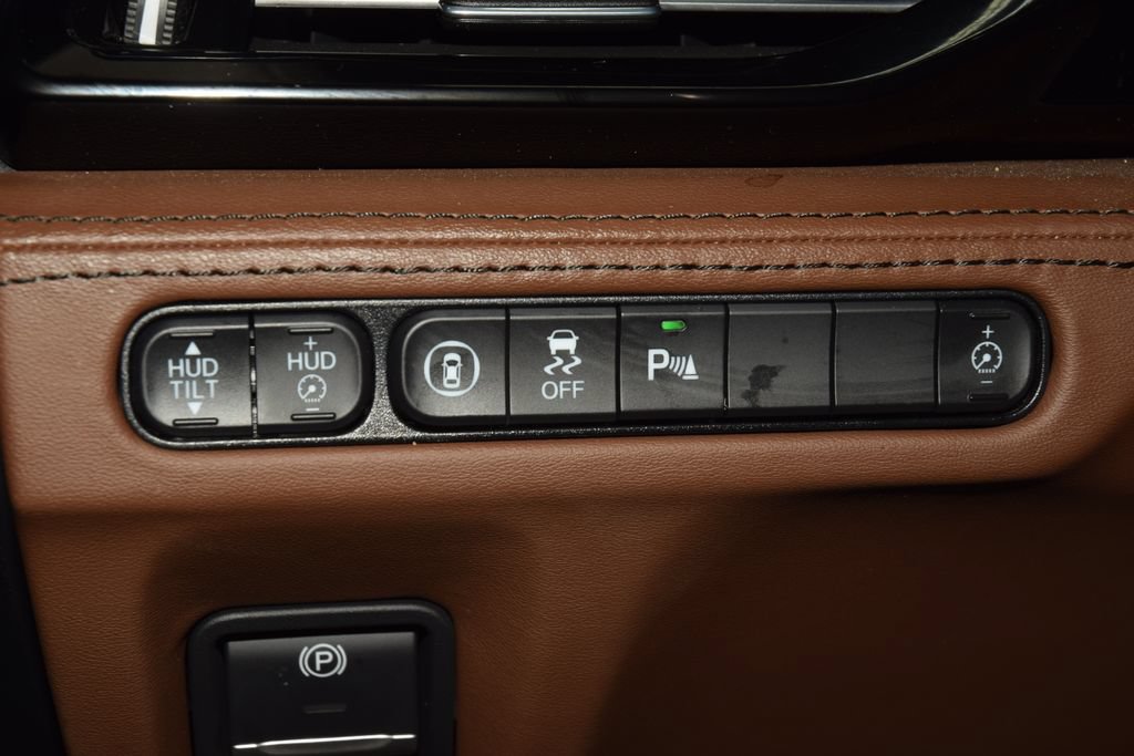 Used 2024 Acura MDX SH-AWD w/ Advance Package image 36