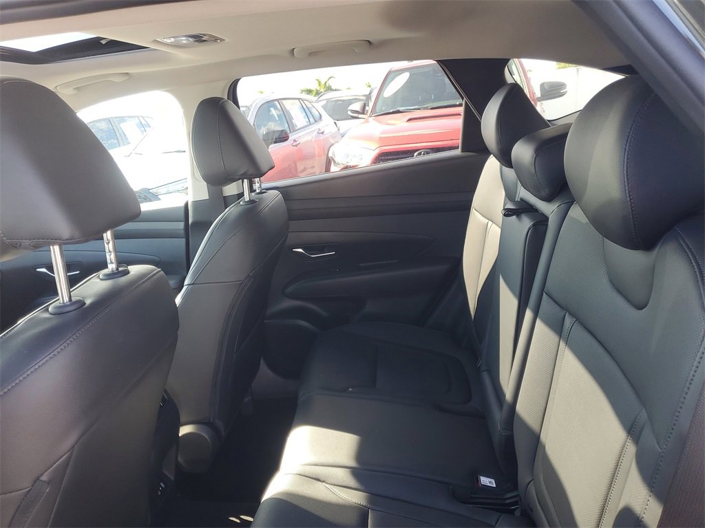 Used 2025 Hyundai Tucson SEL image 11