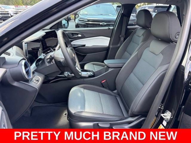 Certified 2026 Chevrolet Trax LT w/ LT Convenience Package FWD image 14