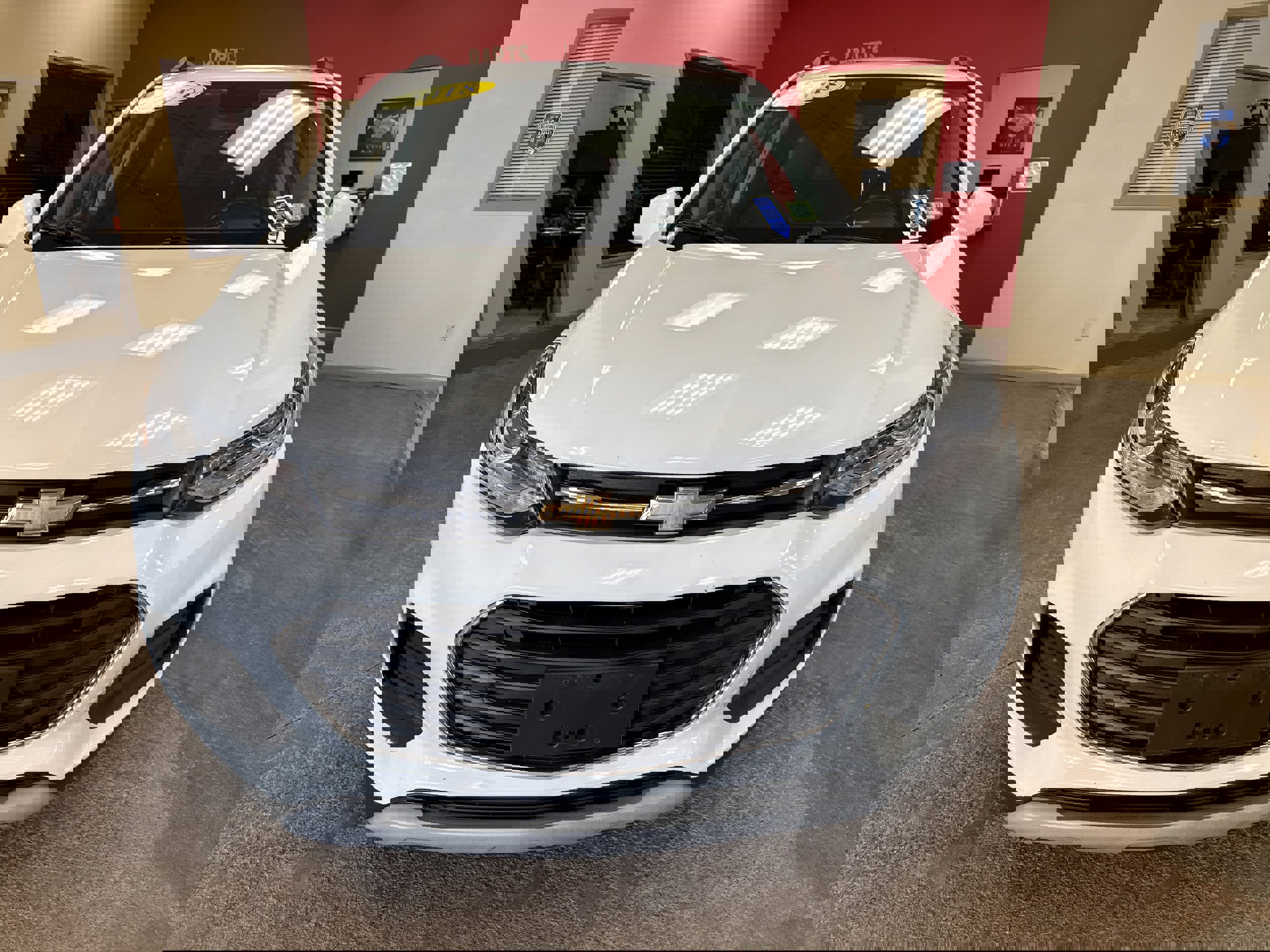 Used 2018 Chevrolet Trax LT w/ LT Convenience Package AWD/4WD image 13