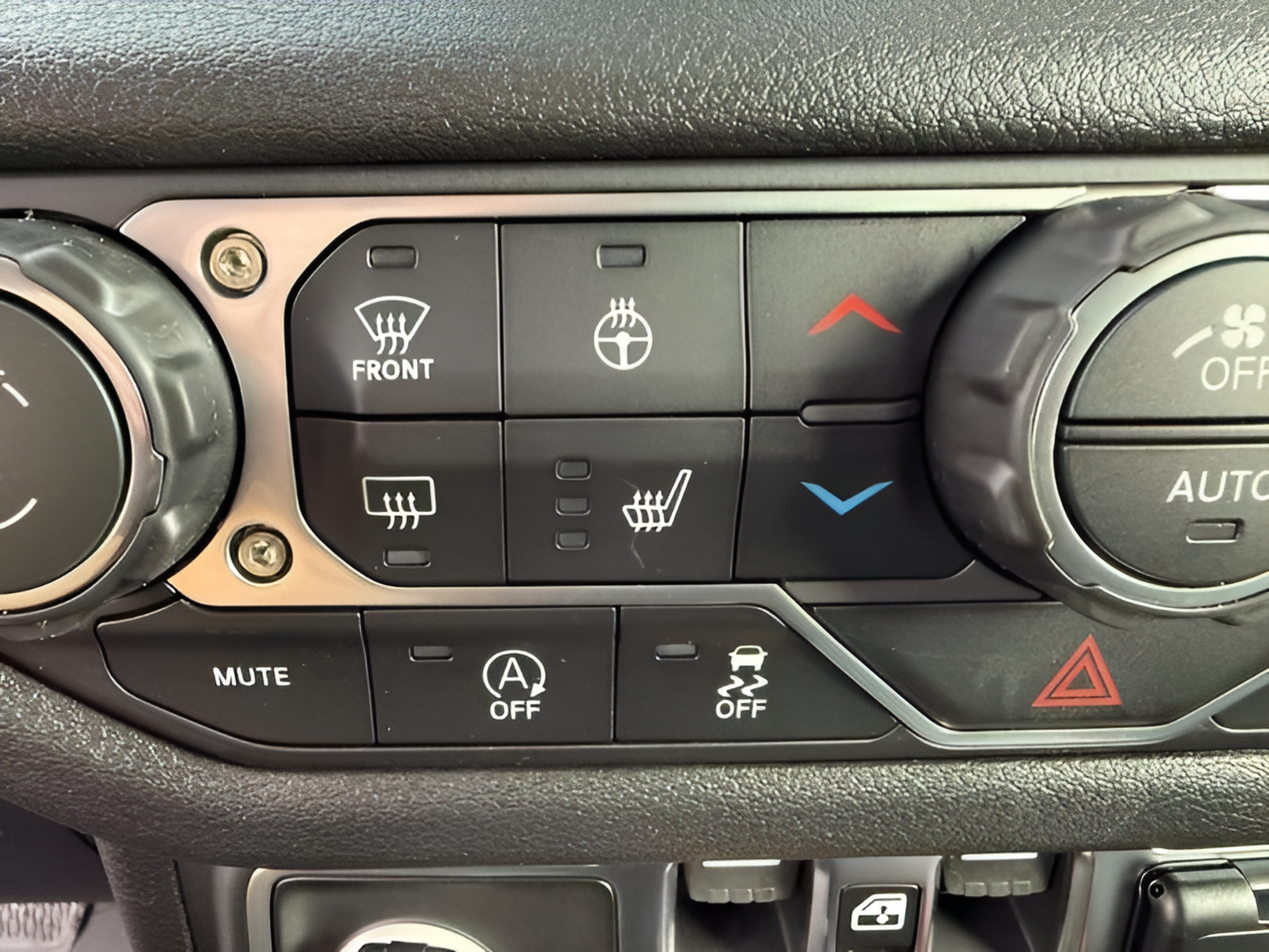 New 2026 Jeep Gladiator Sport AWD/4WD image 23