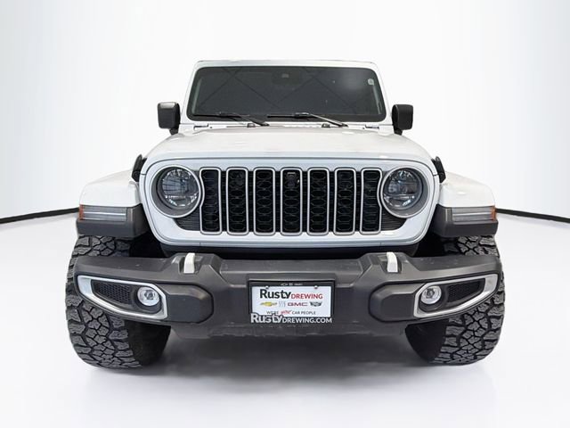Used 2024 Jeep Wrangler Sahara w/ Technology Group image 2