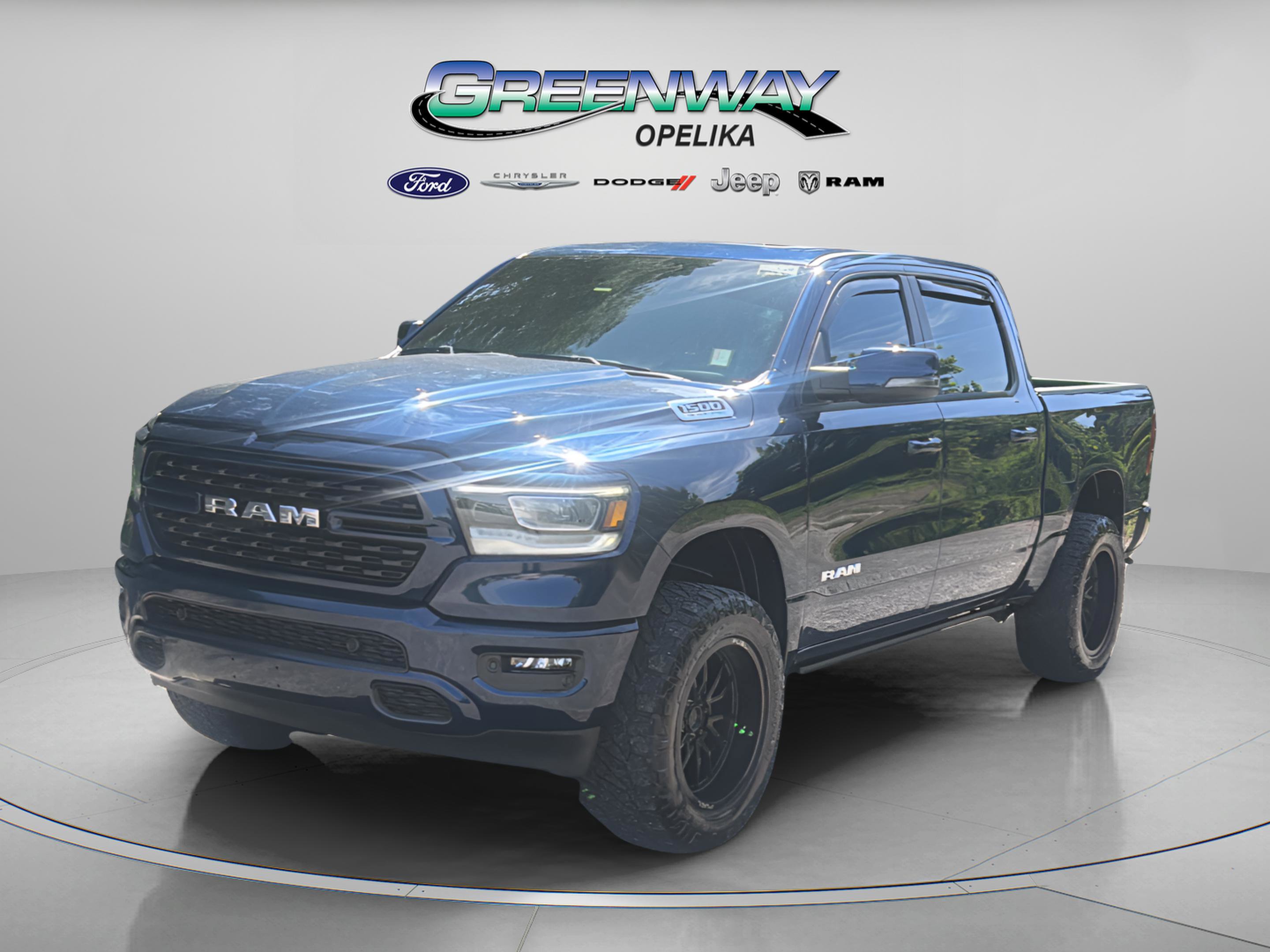 Used 2023 RAM 1500 Big Horn AWD/4WD image 3