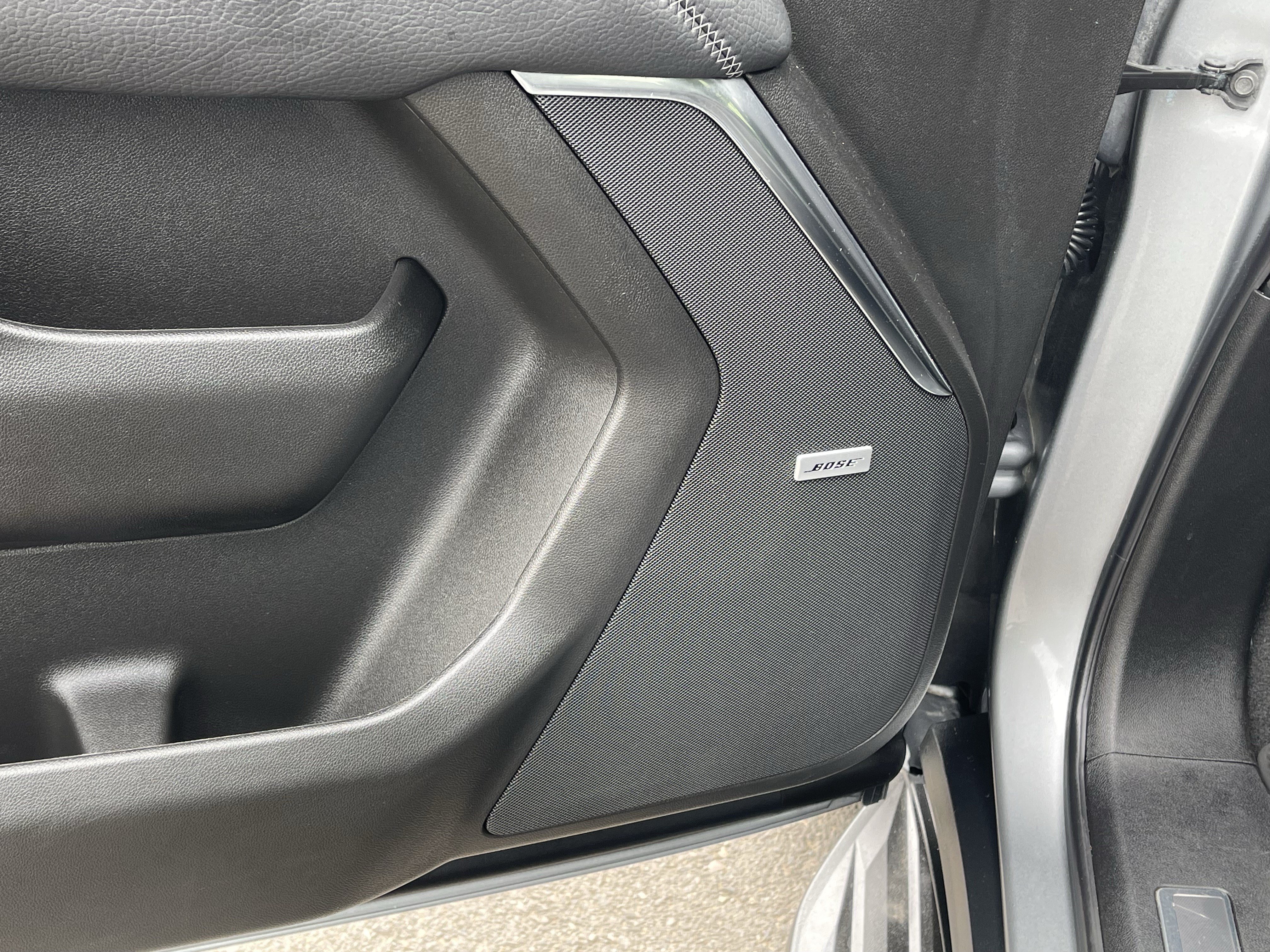 Used 2025 GMC Yukon XL Denali AWD/4WD image 18