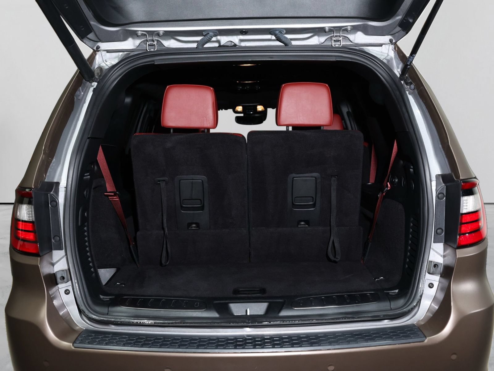 Used 2021 Dodge Durango SRT w/ Premium Interior Group AWD/4WD image 19