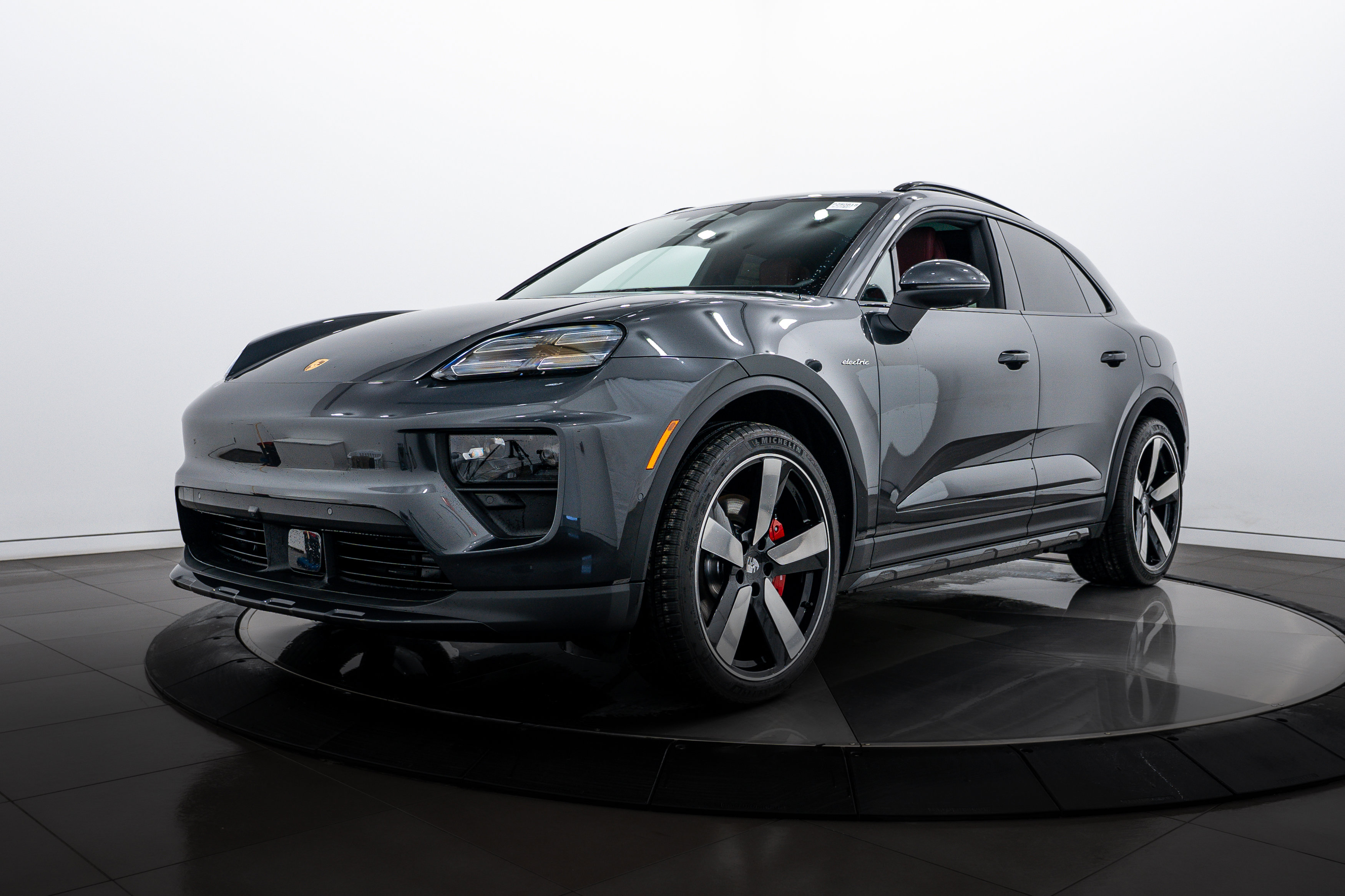 New 2025 Porsche Macan 4S Electric video 1