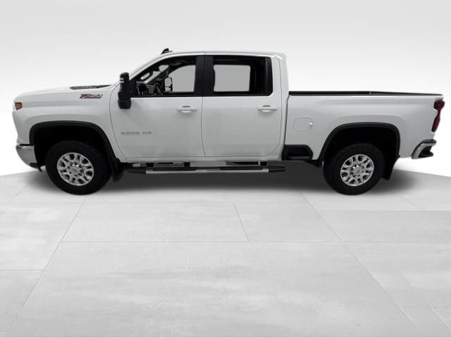 Certified 2024 Chevrolet Silverado 3500 LT w/ Safety Package AWD/4WD image 3