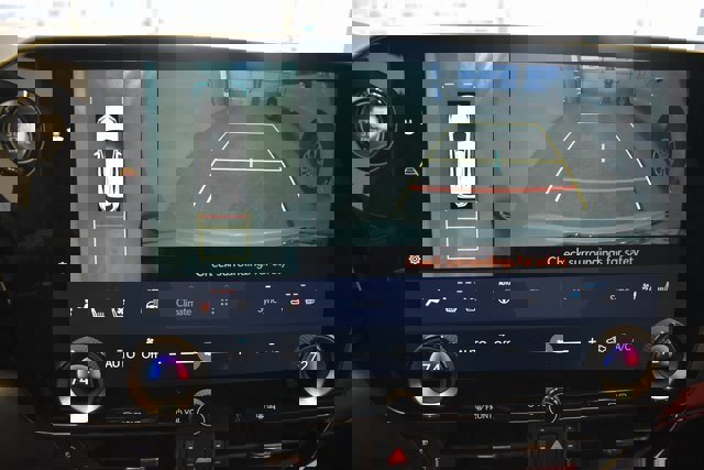 Used 2025 Lexus NX 350 Luxury image 5