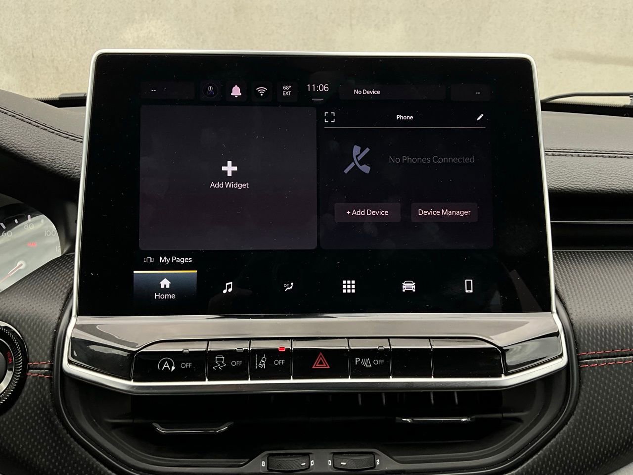 Used 2025 Jeep Compass Trailhawk image 29