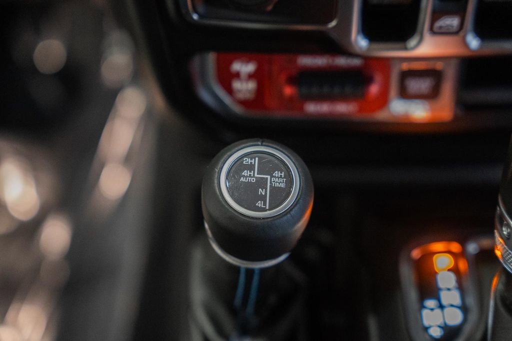 Used 2022 Jeep Wrangler Unlimited Rubicon 4xe w/ Cold Weather Group image 31