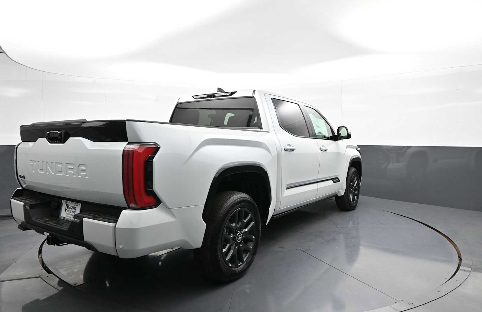 New 2024 Toyota Tundra Platinum AWD/4WD image 6