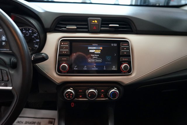 Used 2021 Nissan Versa SV image 7