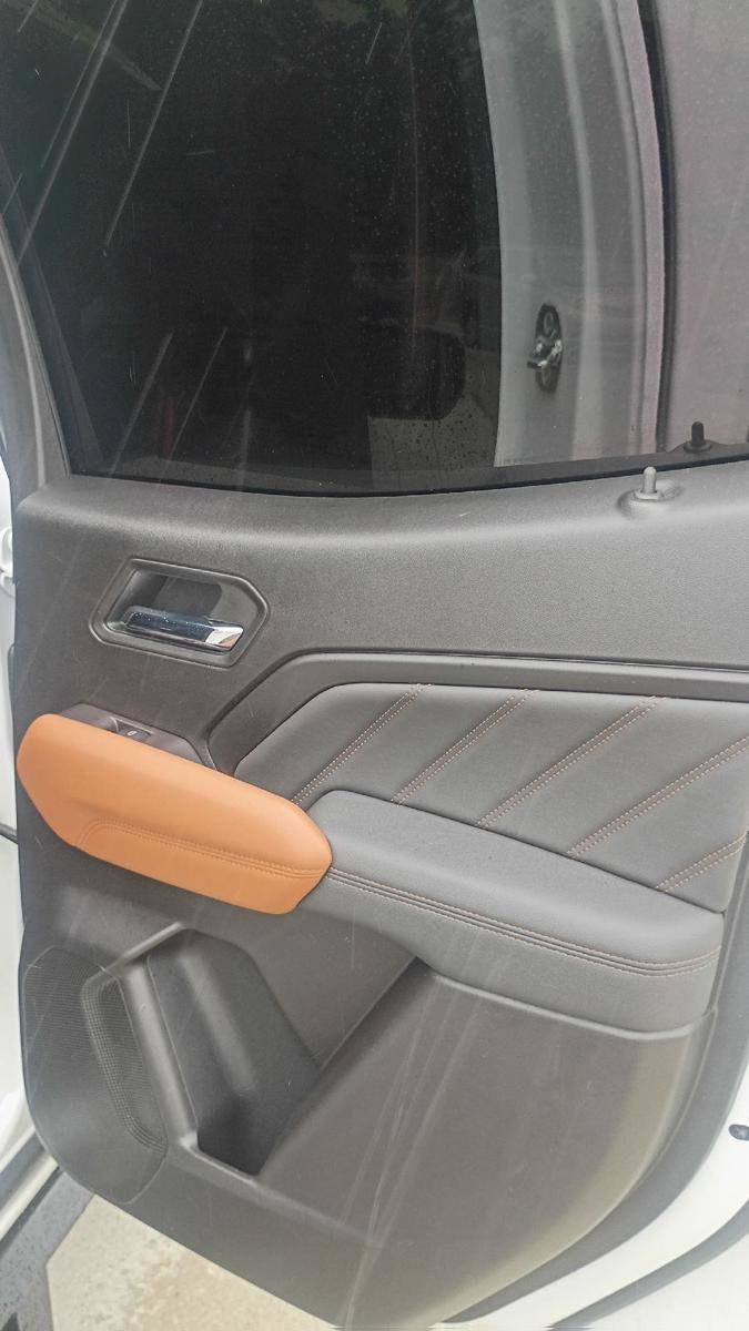 Used 2026 GMC Canyon AT4 w/ AT4 Premium Package AWD/4WD image 17