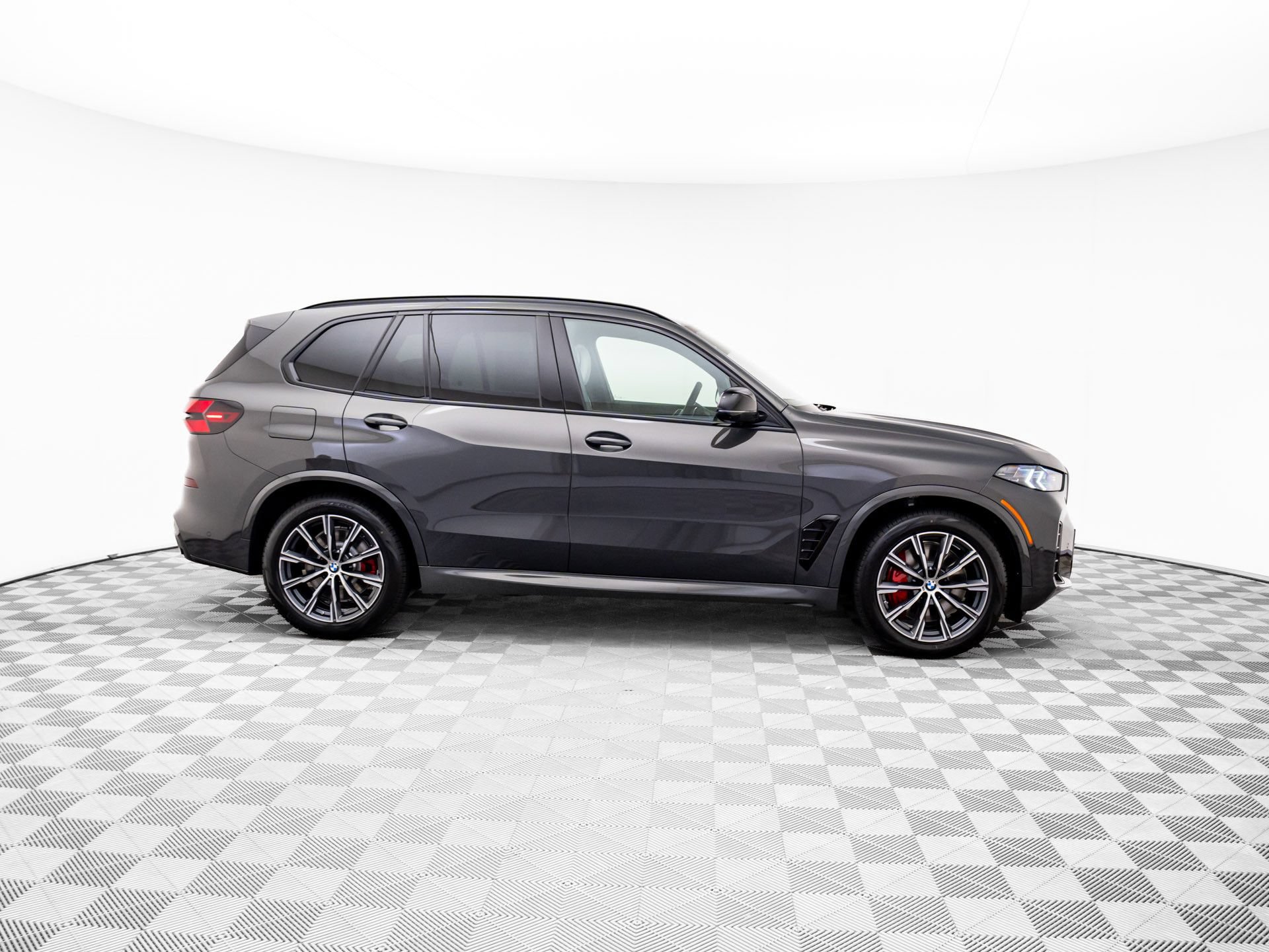 Used 2026 BMW X5 M60i w/ Executive Package AWD/4WD image 6