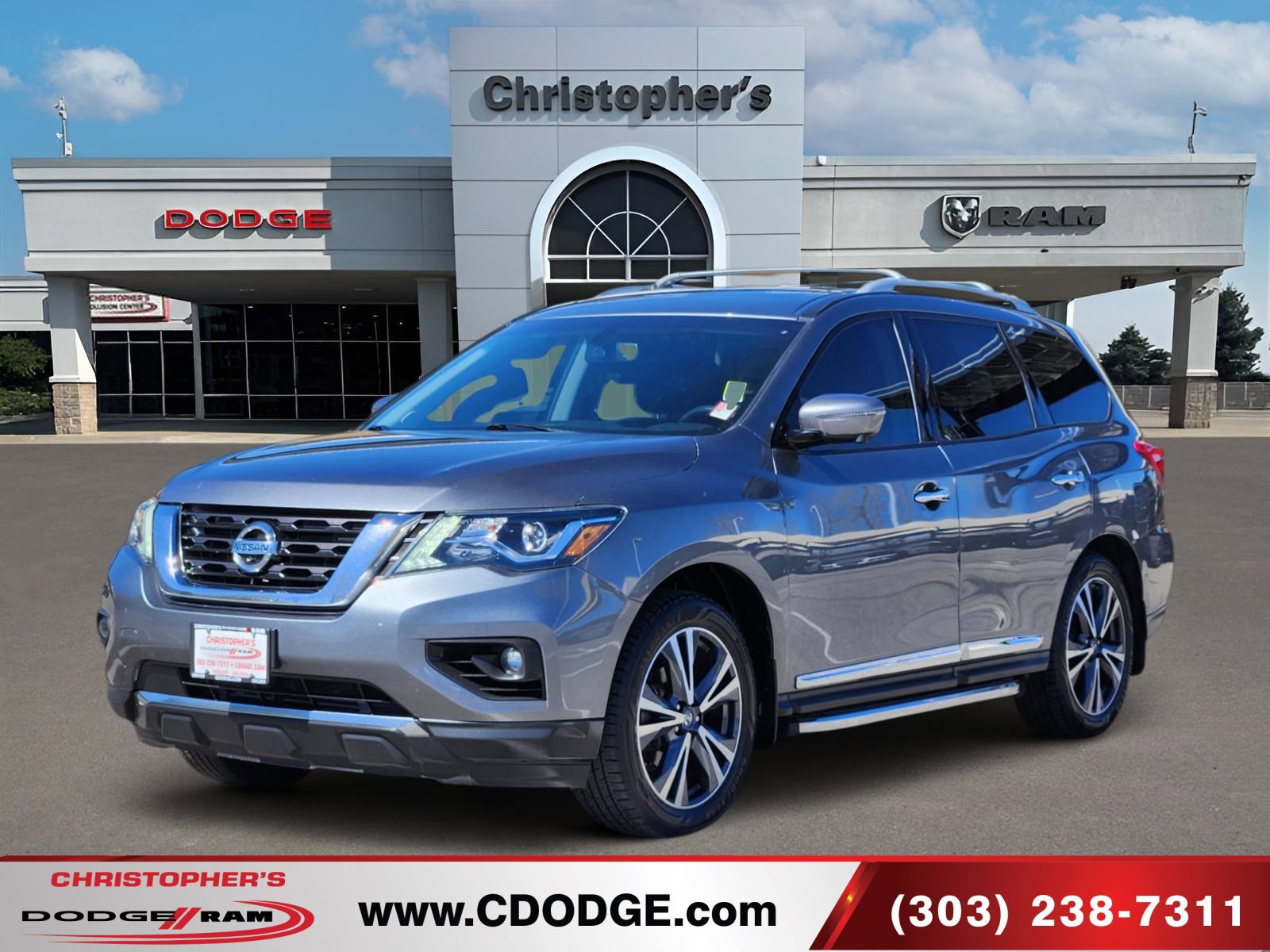 Used 2018 Nissan Pathfinder Platinum image 7
