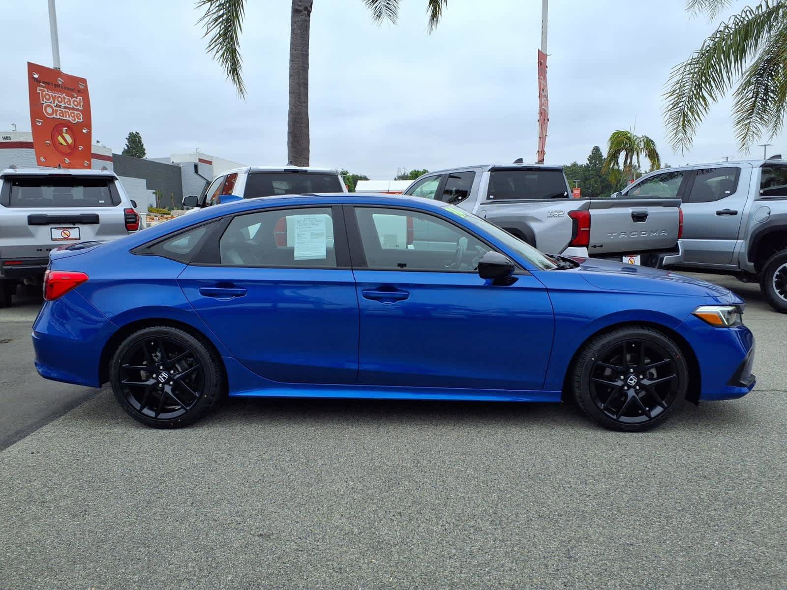 Used 2024 Honda Civic Sport image 3