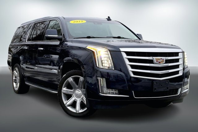 Used 2019 Cadillac Escalade ESV Luxury image 1