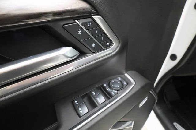 Used 2025 Chevrolet Silverado 2500 LTZ w/ LTZ Premium Package image 8