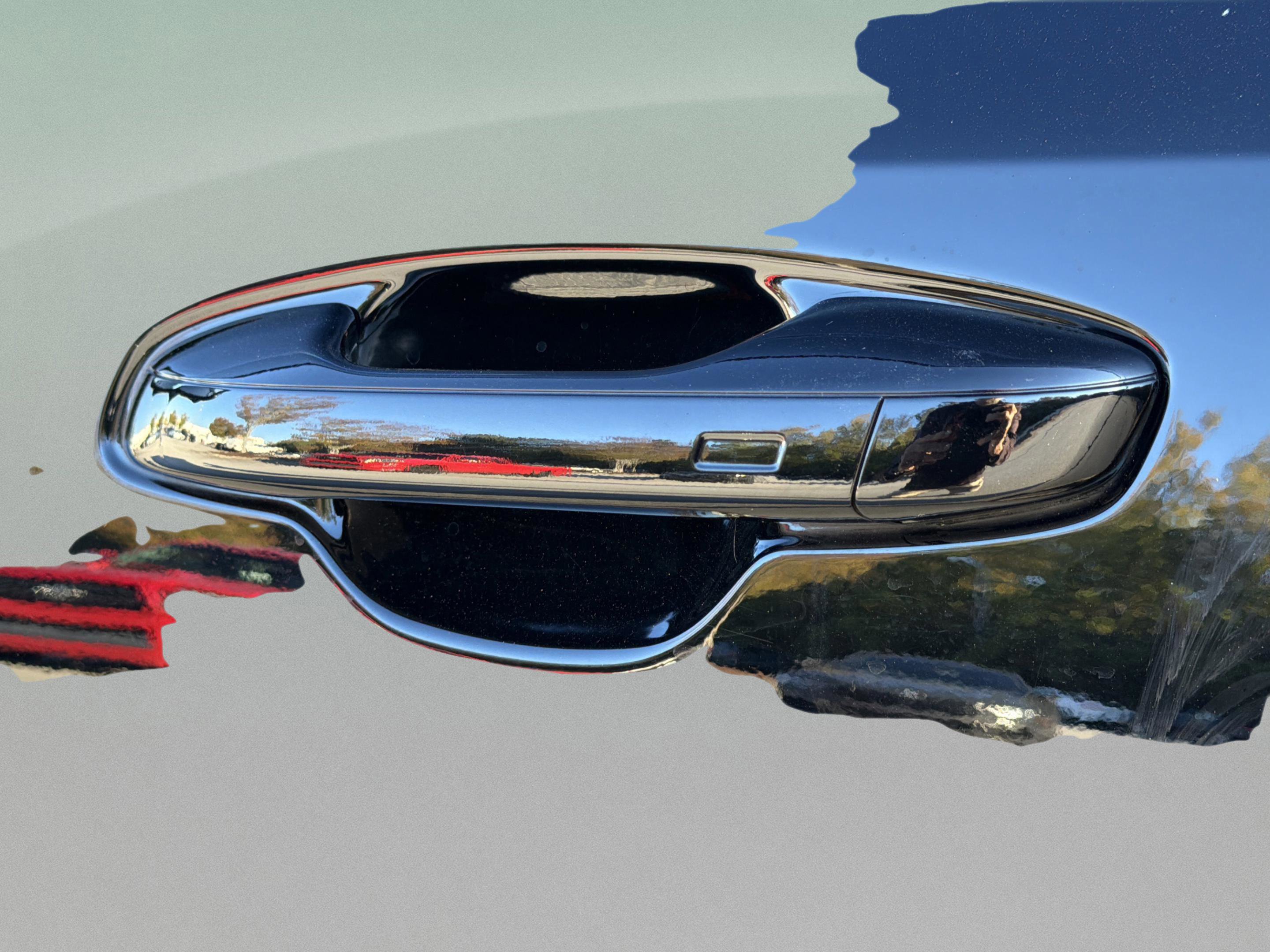 Certified 2025 Kia Sorento SX Prestige image 11