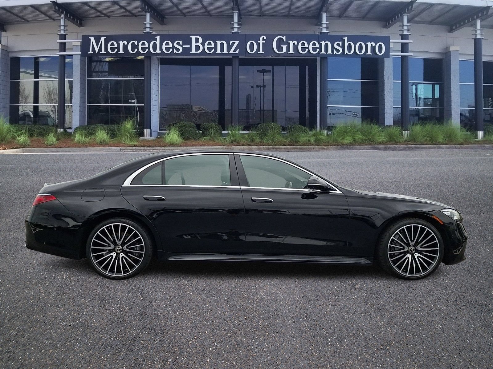 Certified 2022 Mercedes-Benz S 580 4MATIC Sedan image 7