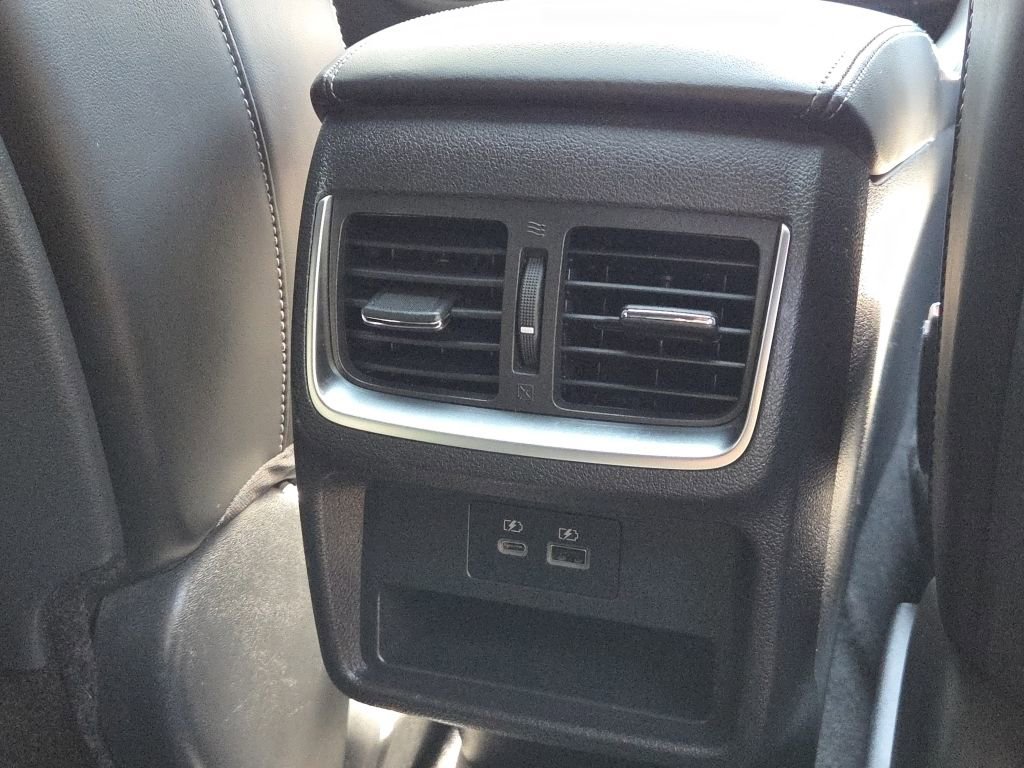 Used 2023 INFINITI QX55 Essential image 32