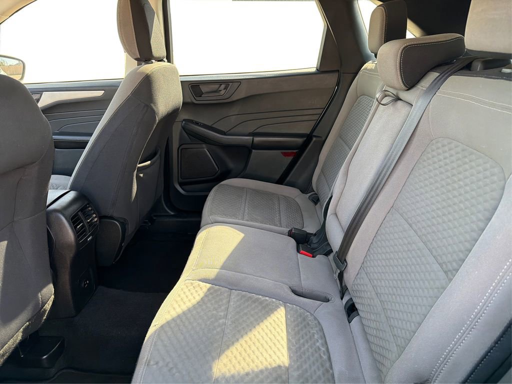 Used 2022 Ford Escape SE w/ Convenience Package FWD image 11