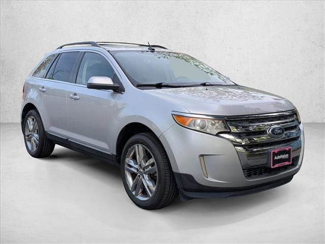 Used 2011 Ford Edge Limited w/ Driver Entry Pkg image 3