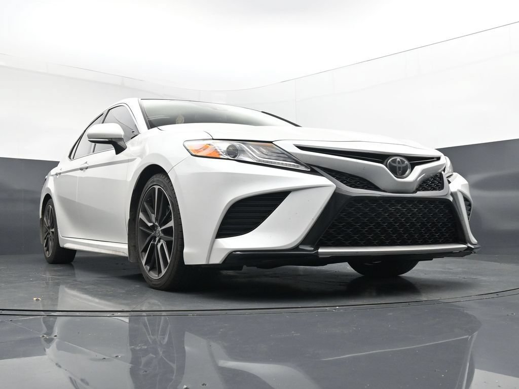 Used 2020 Toyota Camry XSE w/ Cold Weather Package AWD/4WD image 18