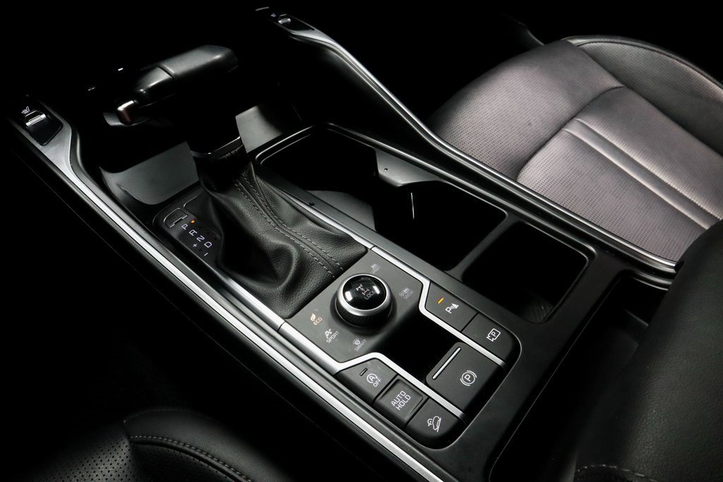 Used 2024 Kia Sorento S image 33