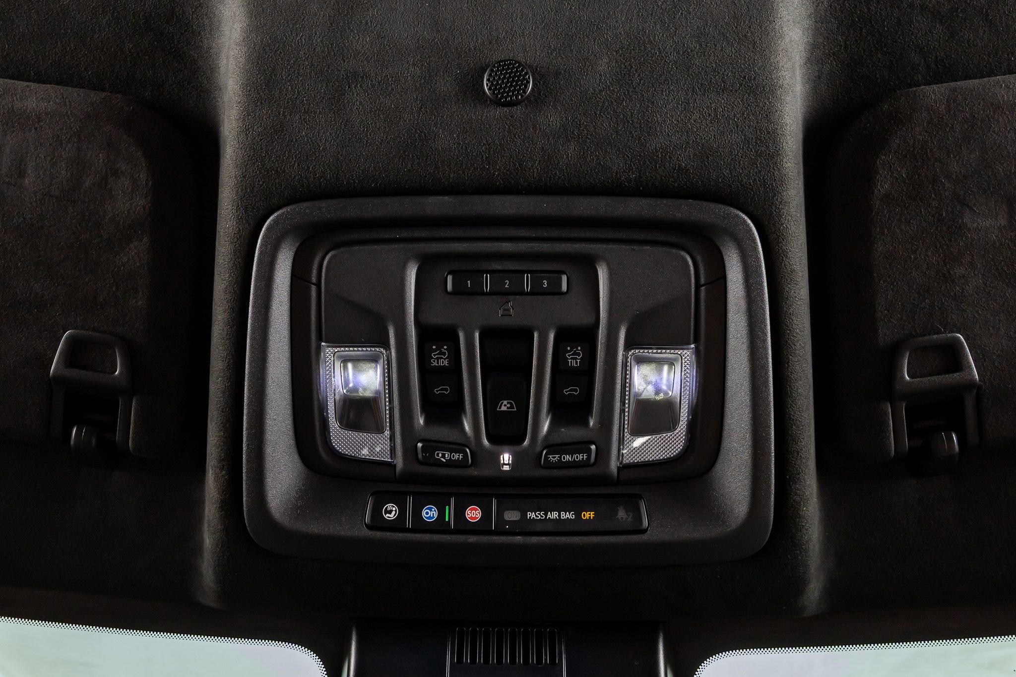 Used 2024 GMC Sierra 2500 Denali Ultimate image 28