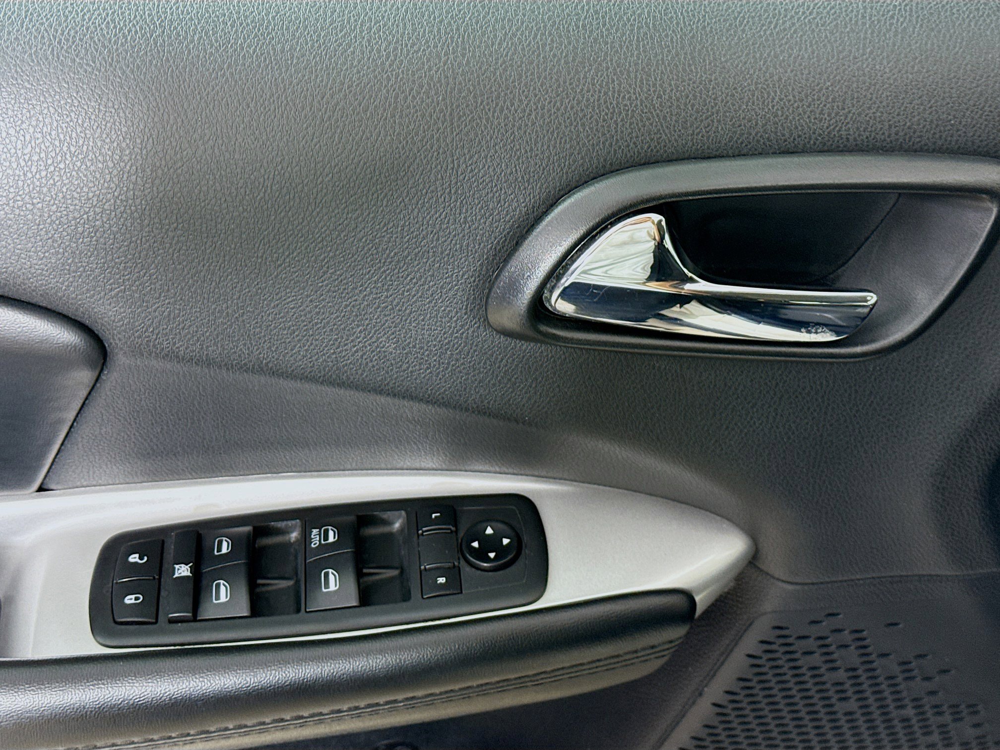 Used 2020 Dodge Journey SE w/ SE Popular Equipment Group image 20