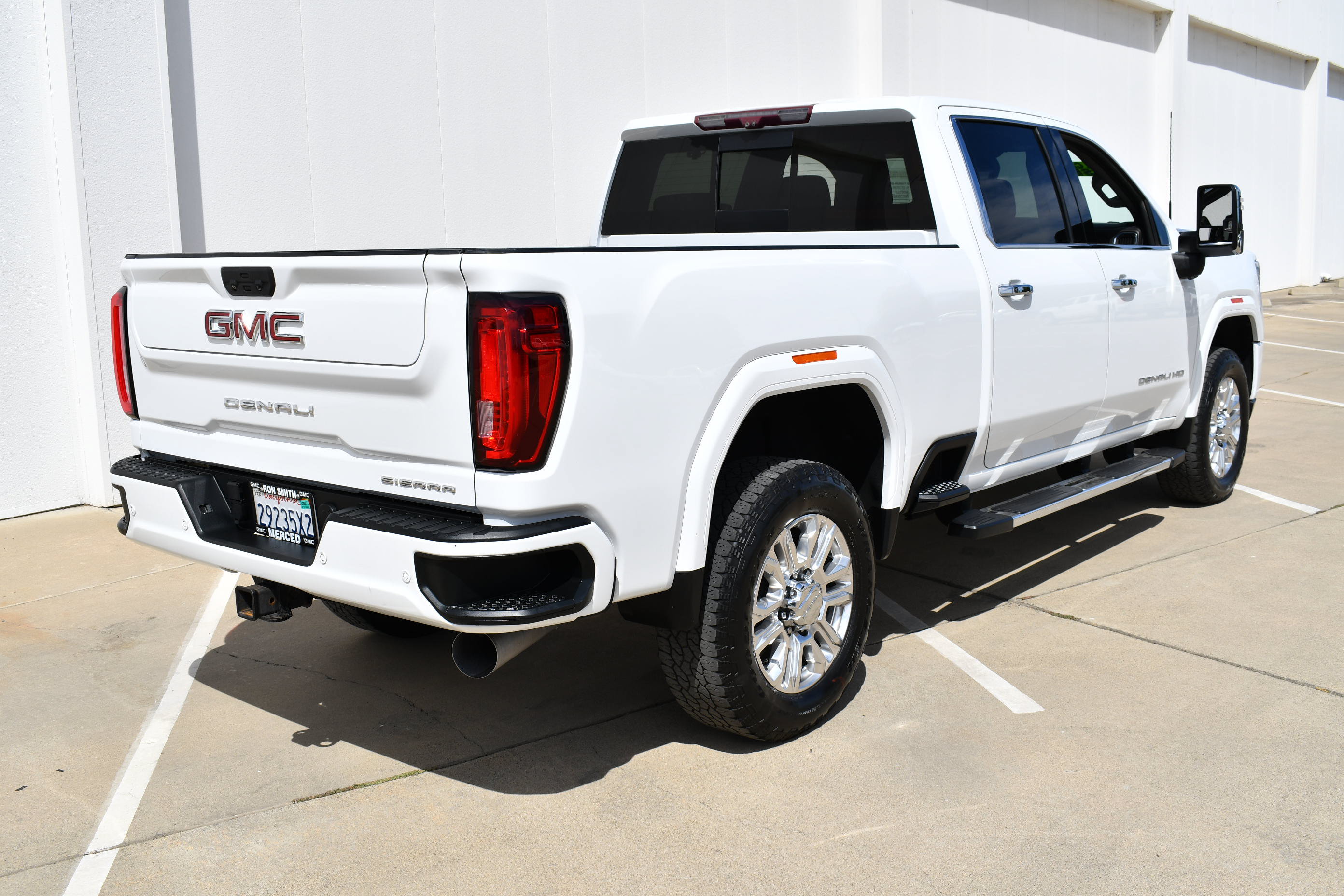 Used 2020 GMC Sierra 2500 Denali w/ Denali Ultimate Package AWD/4WD image 9