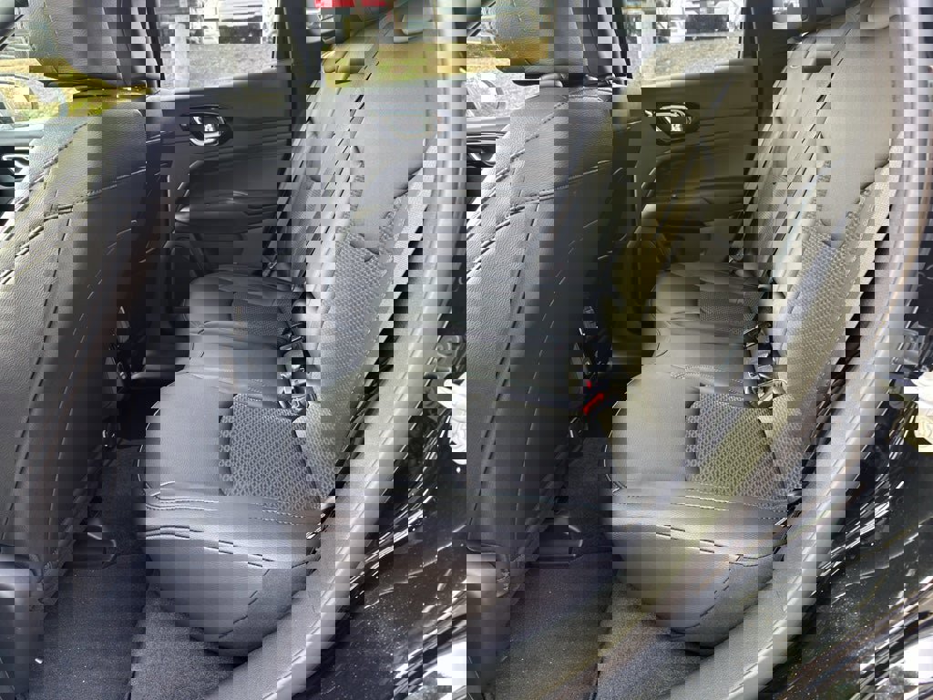 New 2026 Jeep Compass Latitude image 19