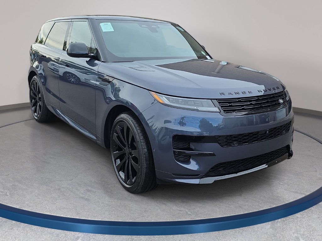 New 2027 Land Rover Range Rover Sport Dynamic SE AWD/4WD image 3