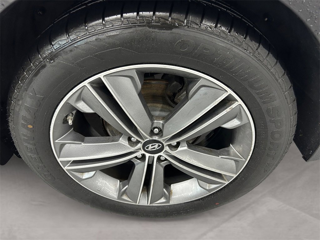 Used 2016 Hyundai Santa Fe SE w/ Option Group 02 image 14