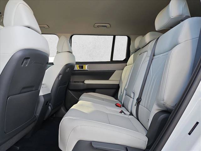 New 2027 Hyundai Santa Fe SEL AWD/4WD image 12
