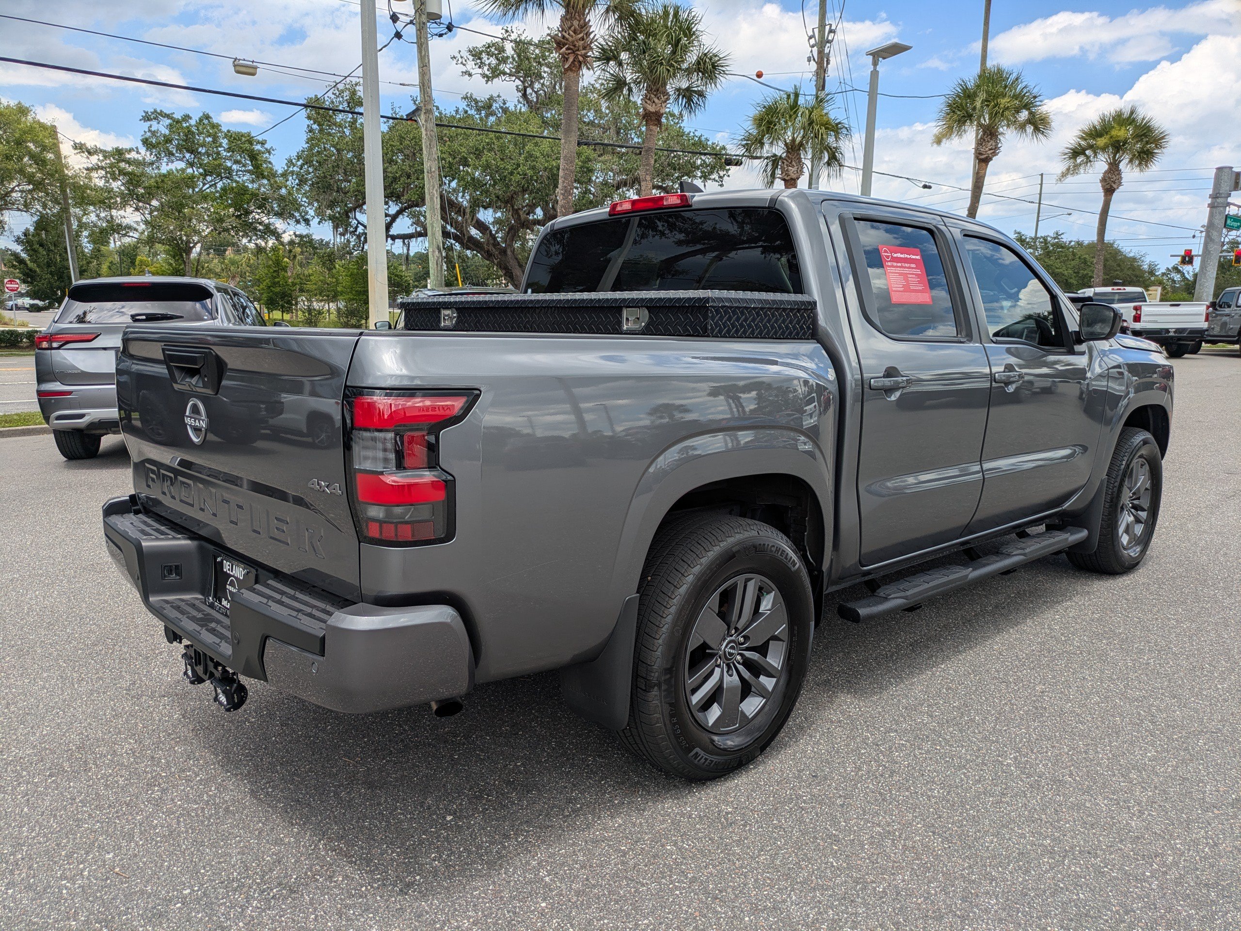 Certified 2025 Nissan Frontier SV AWD/4WD image 4
