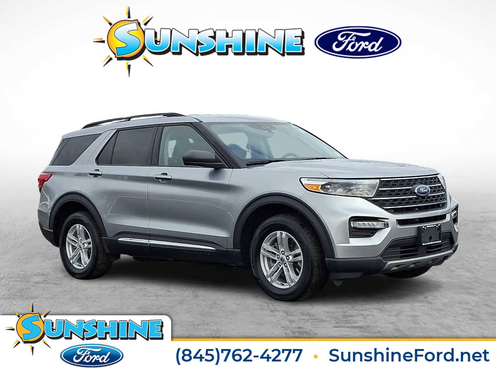 Certified 2024 Ford Explorer XLT w/ Equipment Group 202A AWD/4WD image 1