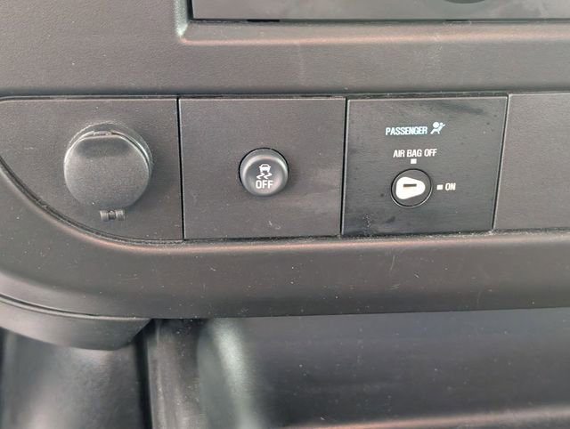 Used 2024 GMC Savana 2500 w/ Driver Convenience Package RWD image 18
