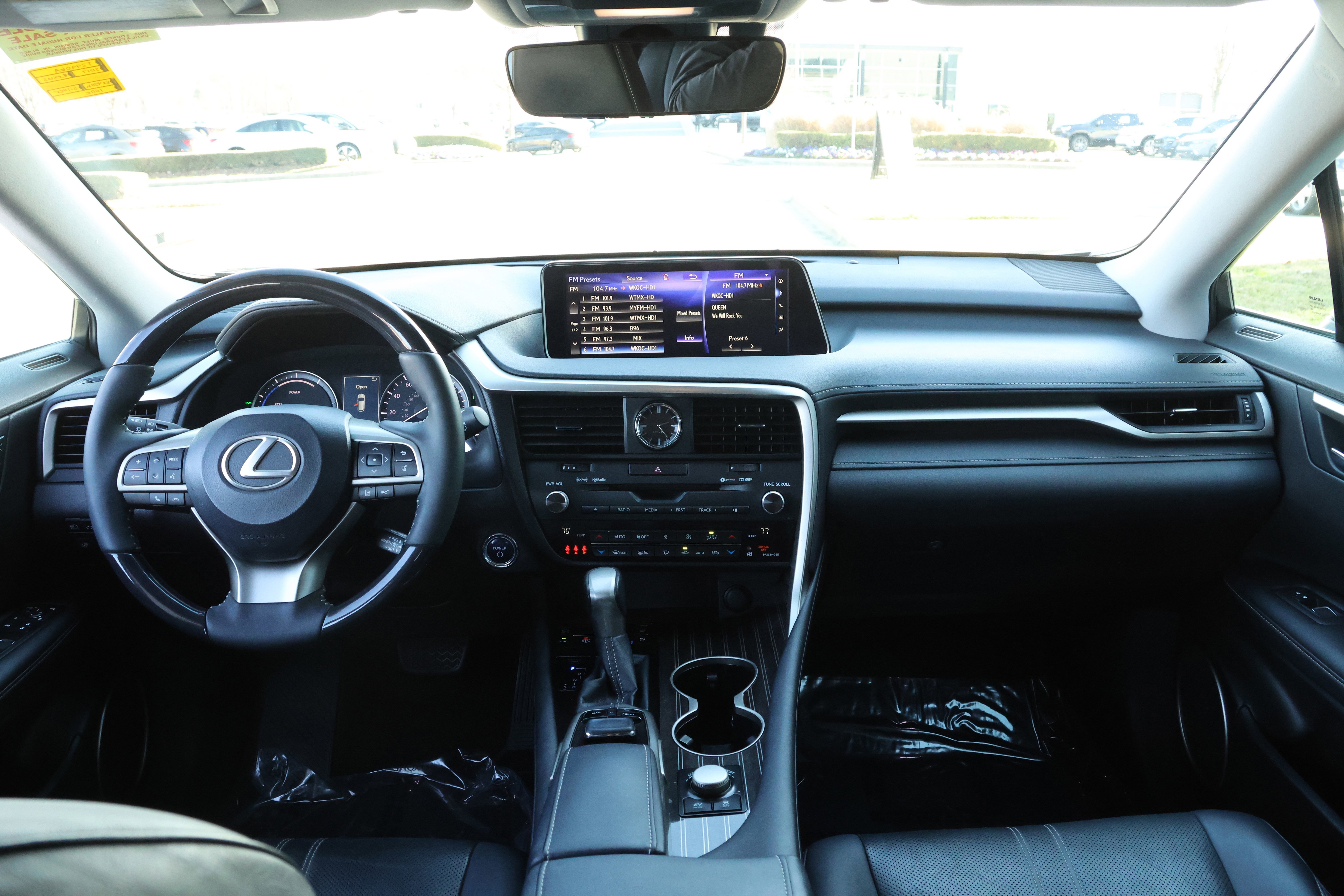 Used 2017 Lexus RX 450h AWD image 16